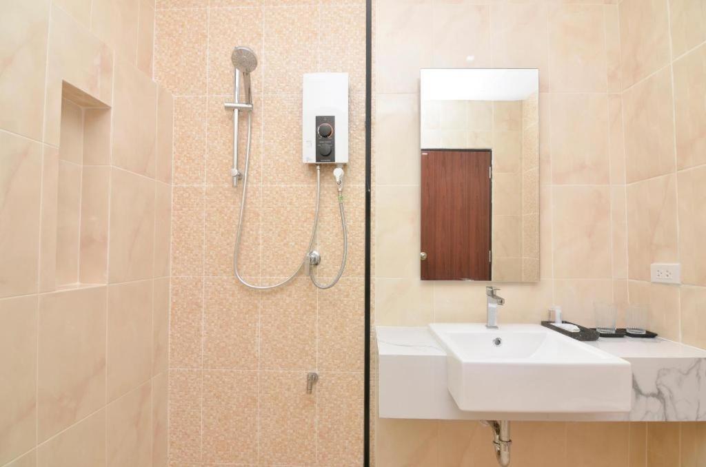 Boondara Boutique Hotel Nakhon Phanom Eksteriør billede